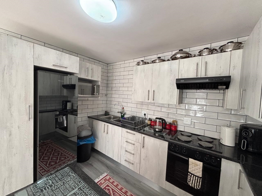 2 Bedroom Property for Sale in Hartenbos Central Western Cape